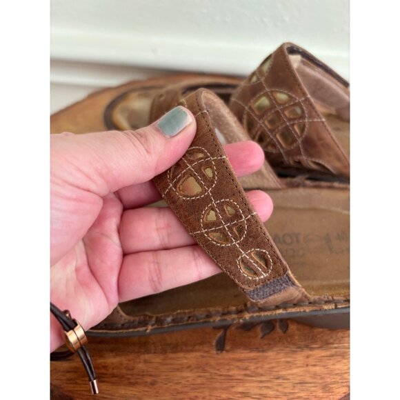 Naot Brown Leather Slip-On Sandals With Embroidered Detail & Low Wedge Heel - Picture 9 of 12